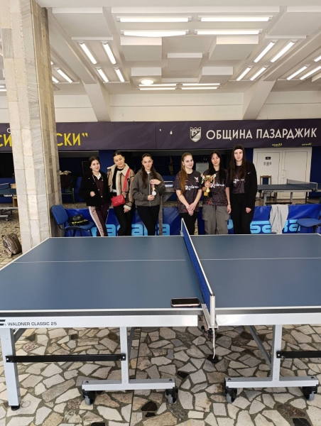 Девойките от СУ „Хр. Смирненски“ – с. Света Петка са зонални шампионки по тенис на маса