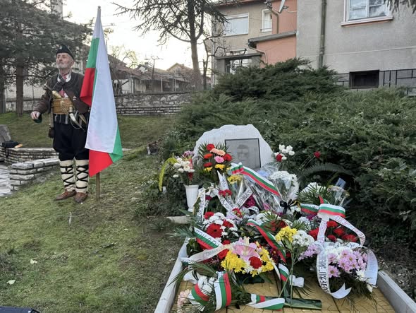 Велинград отбеляза 153 години от гибелта на Васил Левски